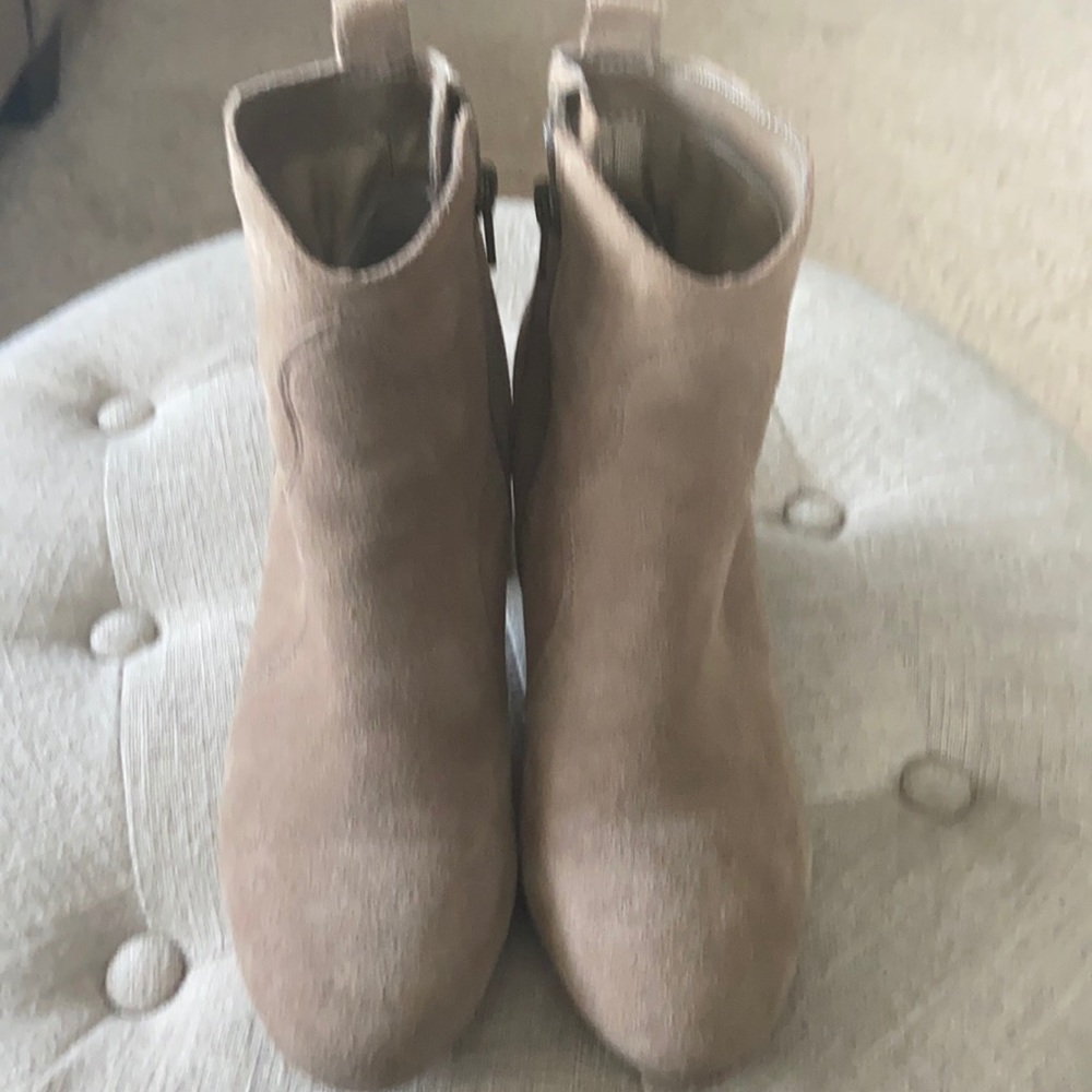 Steve Madden boots